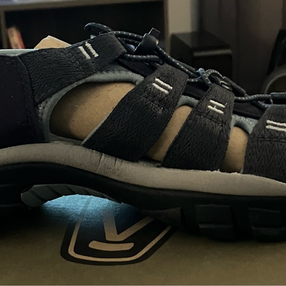 Women’s Keen Newport H2 Water Shoe/Sandal - Size 10 - Navy/Blue Smoke - Picture 4 of 5